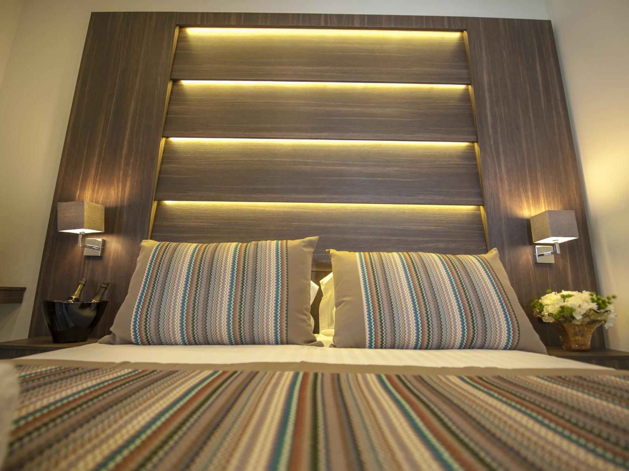 Double Room,1287222658:JPEG